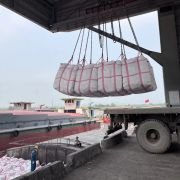 Vietnam Best Supplier Grey White Cement Type CEM II 52.5N Rapid Hardening Portland Cement for Construction